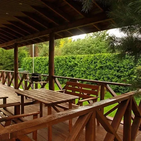 Дом отдыха Gemuetliches In Mit Terrasse, Grill Und Garten Копалино
